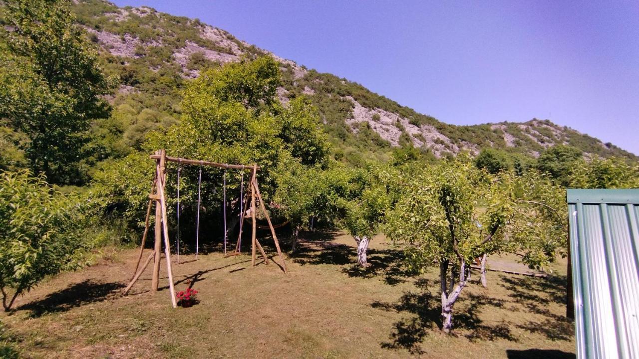 Camp Sunny Hills Hotel Virpazar Buitenkant foto